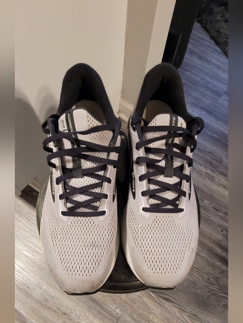 Brooks Men’s  Adrenaline 22 Gray/Black